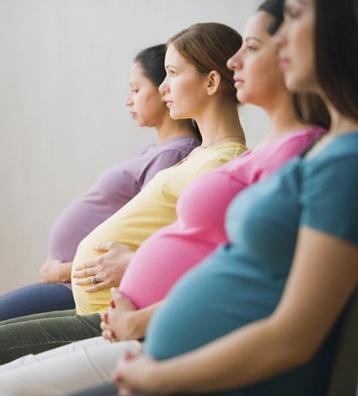 Центр подготовки к родам "Благовест" осуществляет набор беременных пар на курсы.
